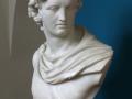 Apollón (carrarský mramor, neznámý italský sochař 1. poloviny 19. století.